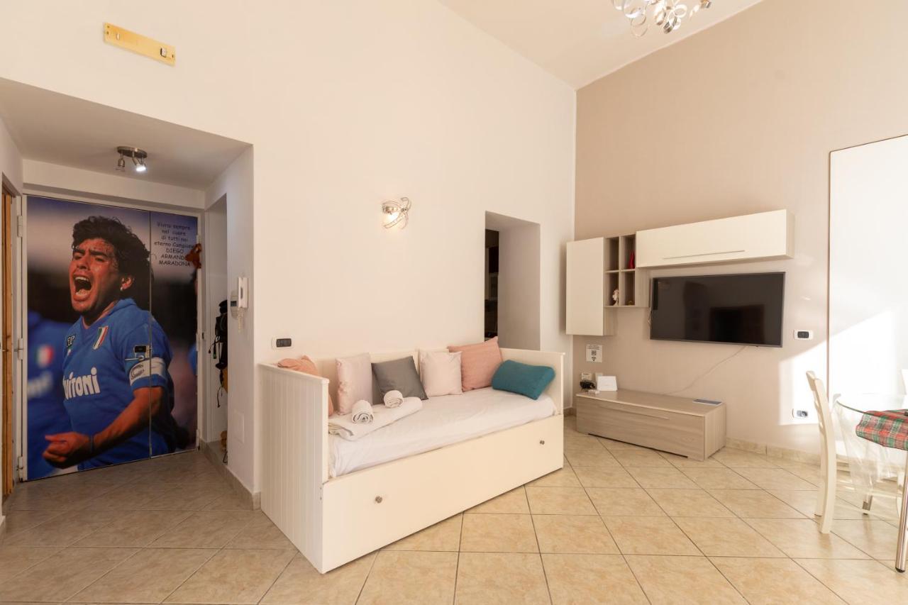 Apartment With Sea View With 2 Lifts Above Montesanto! Nápoles Exterior foto