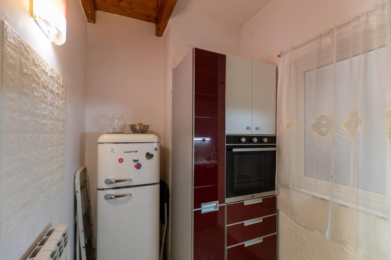 Apartment With Sea View With 2 Lifts Above Montesanto! Nápoles Exterior foto